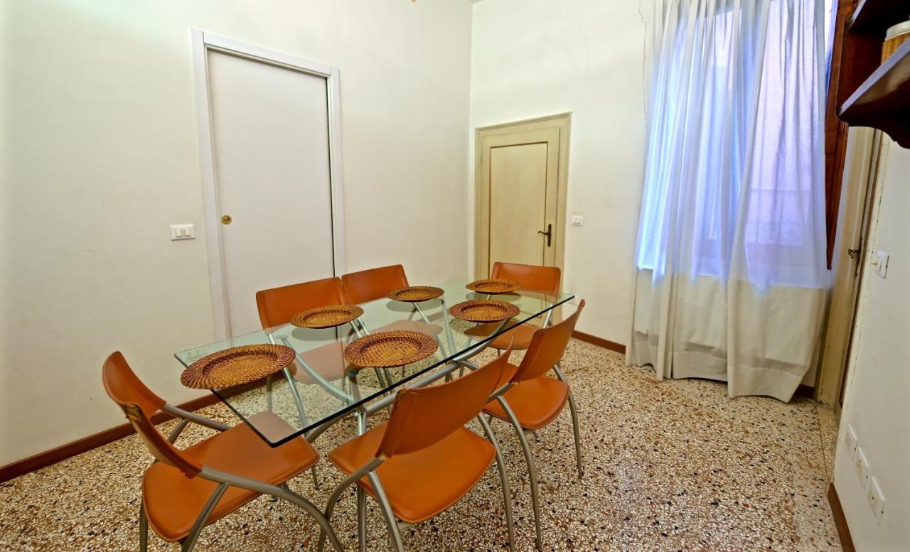 Chandeliers Apartment Venice Luaran gambar